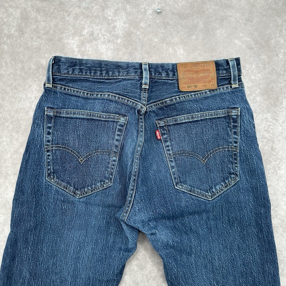 Levi's 501 '93 Men's Jeans W31 L32 Button Fly Straight Leg Medium Wash Denim - Picture 10 of 12